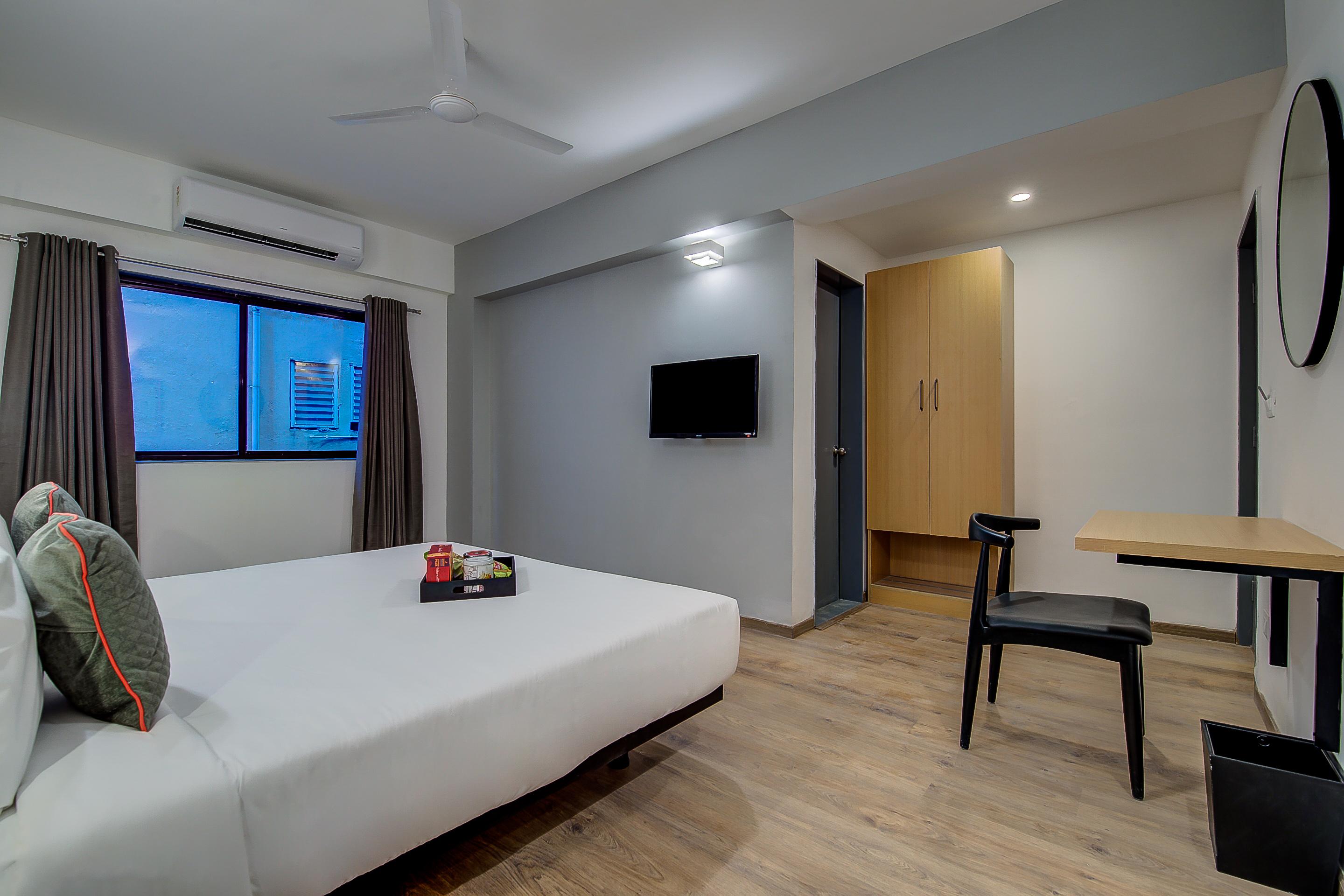 Oyo Townhouse 048 Hadapsar Hotel Phursungi Exterior photo