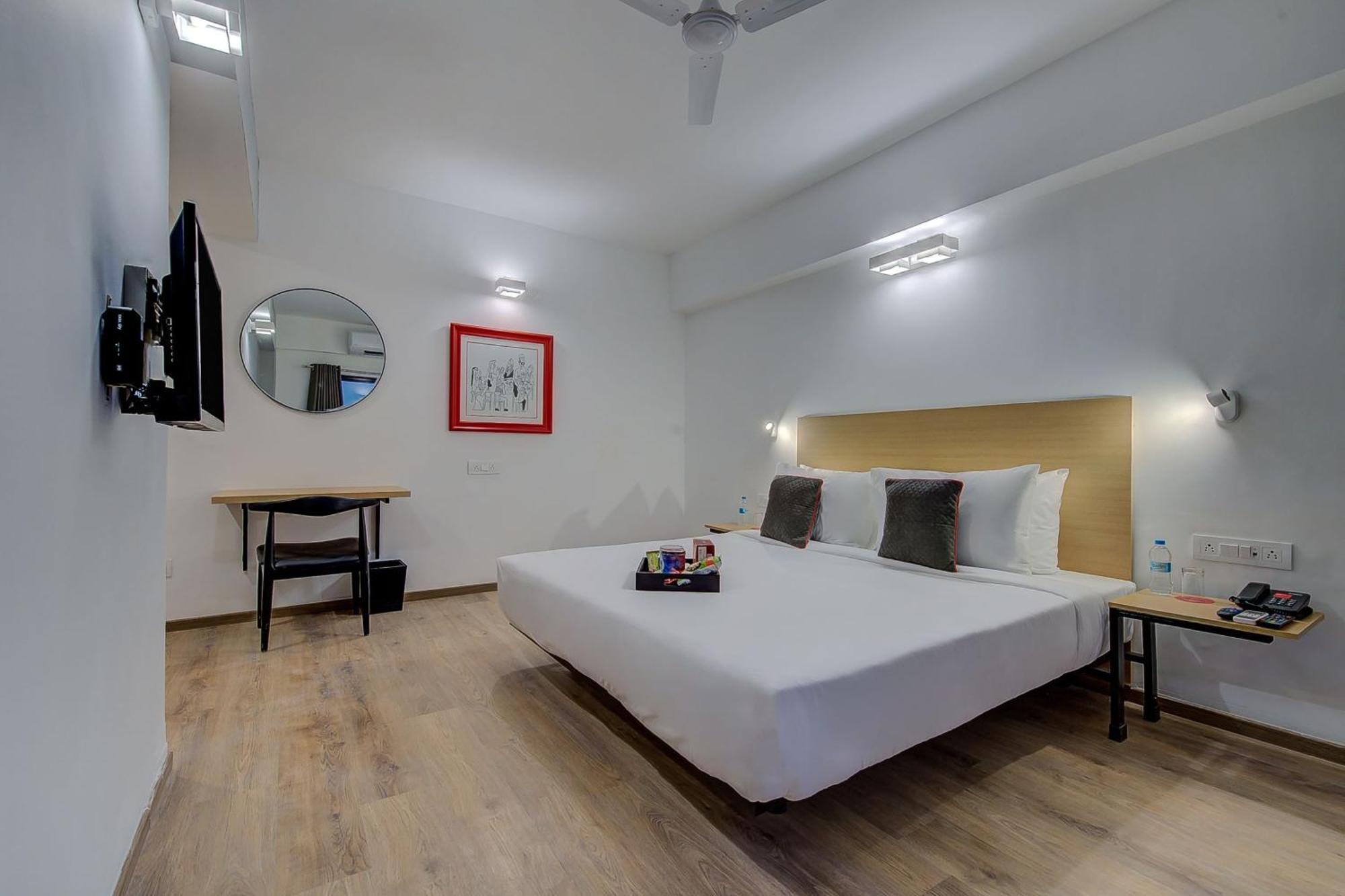 Oyo Townhouse 048 Hadapsar Hotel Phursungi Exterior photo